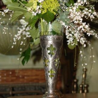 Fleur de lis table centerpiece