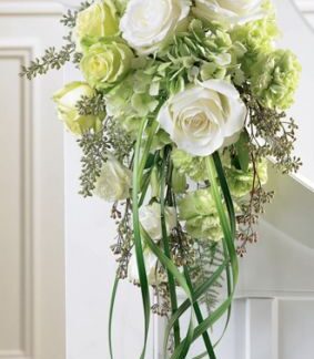 Steal My Heart Pew Cluster