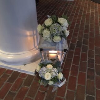 Lanterns and flowers