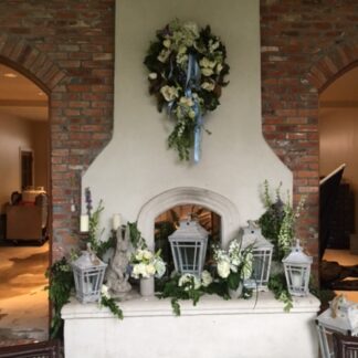 Mantle flowers outdoor