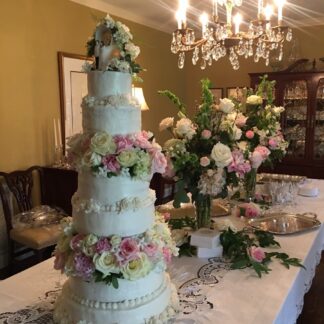 Home wedding cake